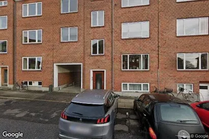 Boligudlejningsejendomme til salg i Århus N - Foto fra Google Street View